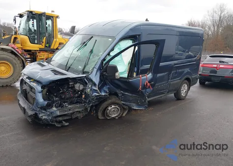 2024 Ford Transit-250 z USA, uszkodzony, nr VIN 1FTBR1C82RKB58959